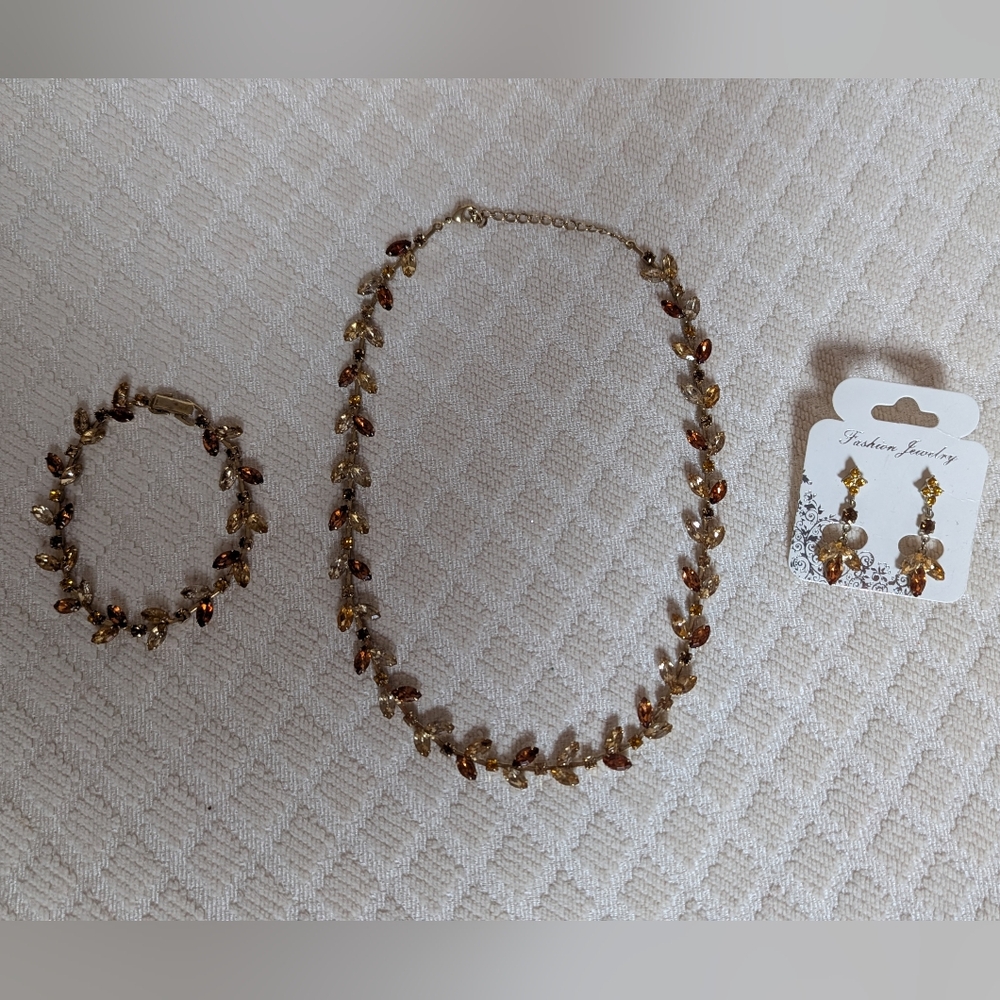Trifari Amber Rhinestones & Yellow Stones Marquise Jewelry Set